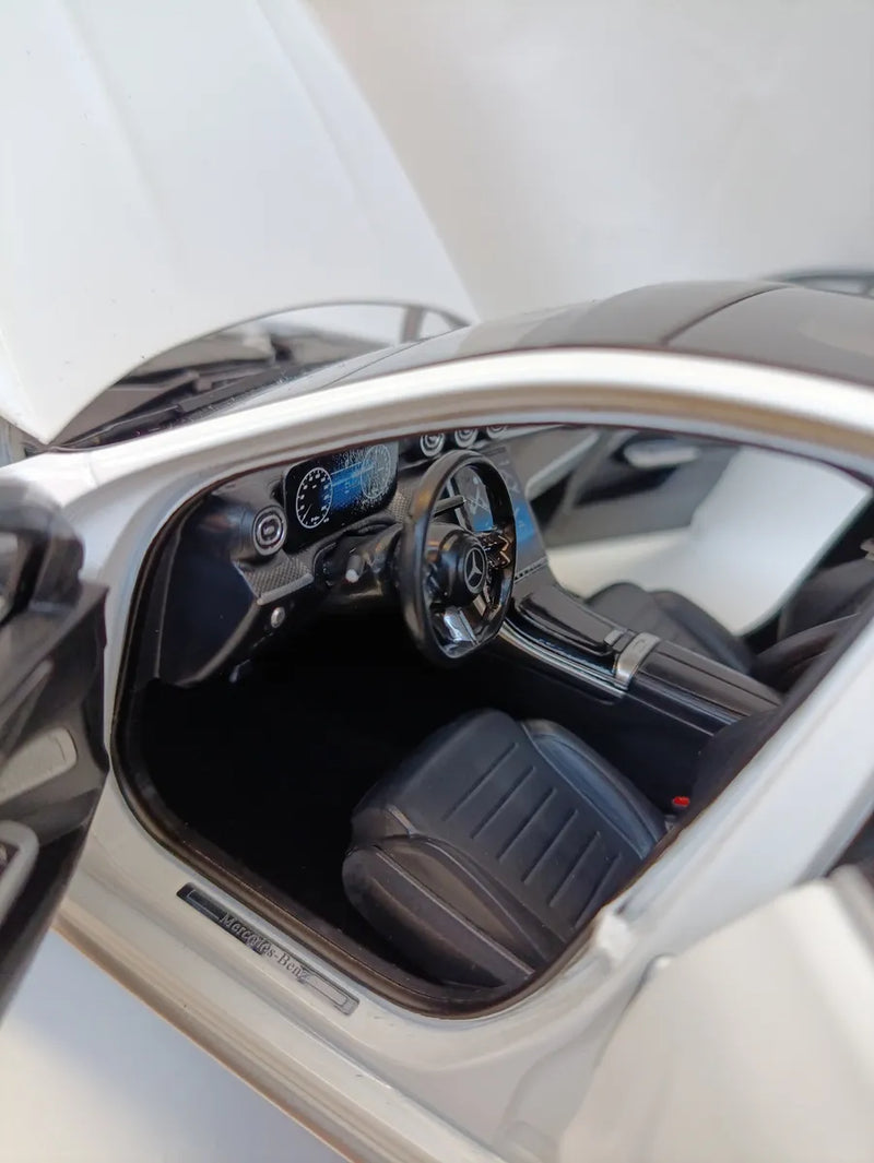 Mercedes C260 2025 Branco