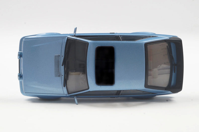 Ford Escort XR3 (1991) - Azul - California Classics