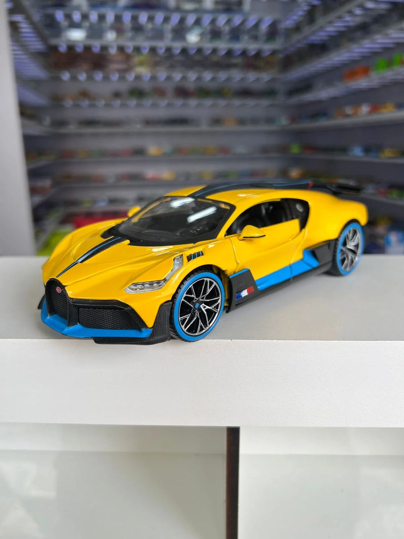 Bugatti Divo Amarelo