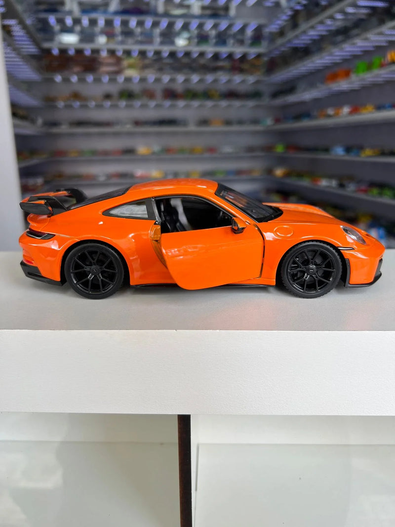 Porsche 911 GT3 2021 Laranja