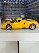 Enzo Ferrari Amarelo