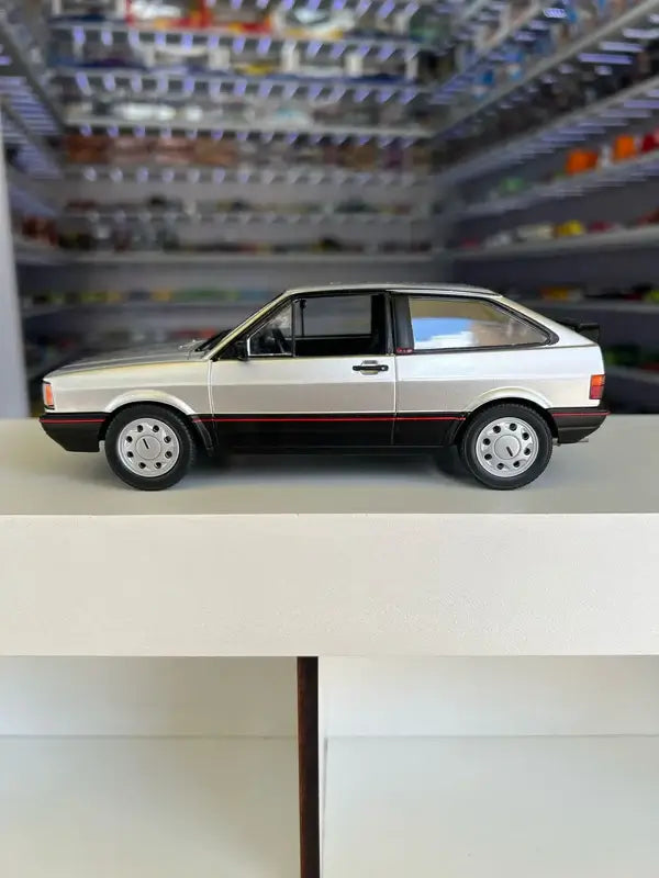 Volkswagen Gol GTS (1988) - Prata - California Toys