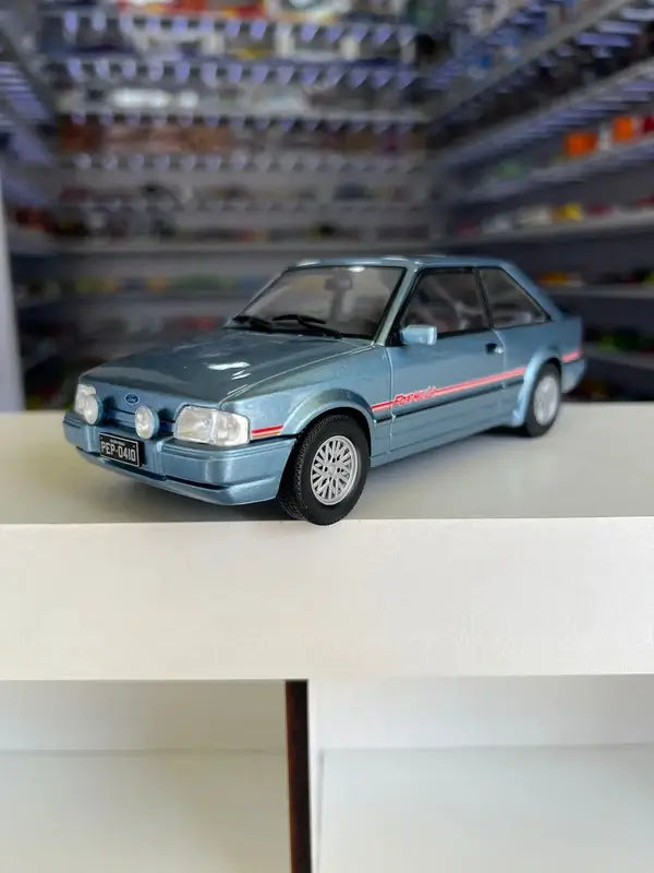Ford Escort XR3 (1991) - Azul - California Classics