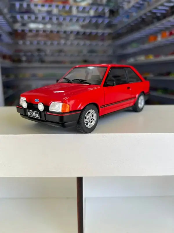 Ford Escort XR3 (1987) - Vermelho - California Classics