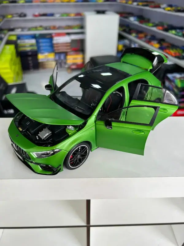 Mercedes-Benz AMG A45 S  Limited Edition Verde